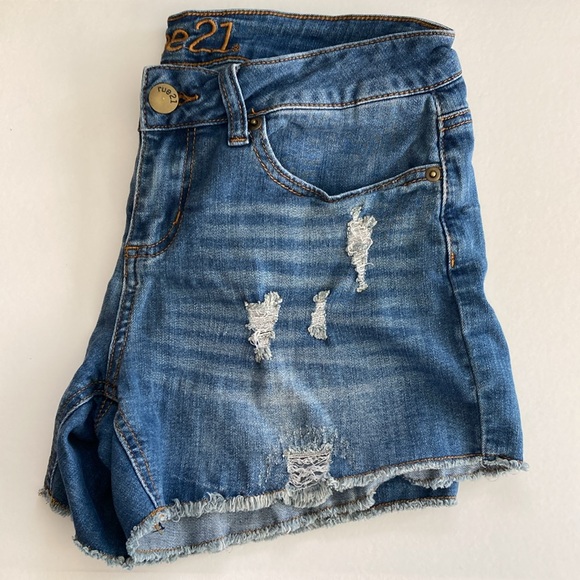 Rue21 | Women’s Distressed Jean Shorts - Picture 2 of 5